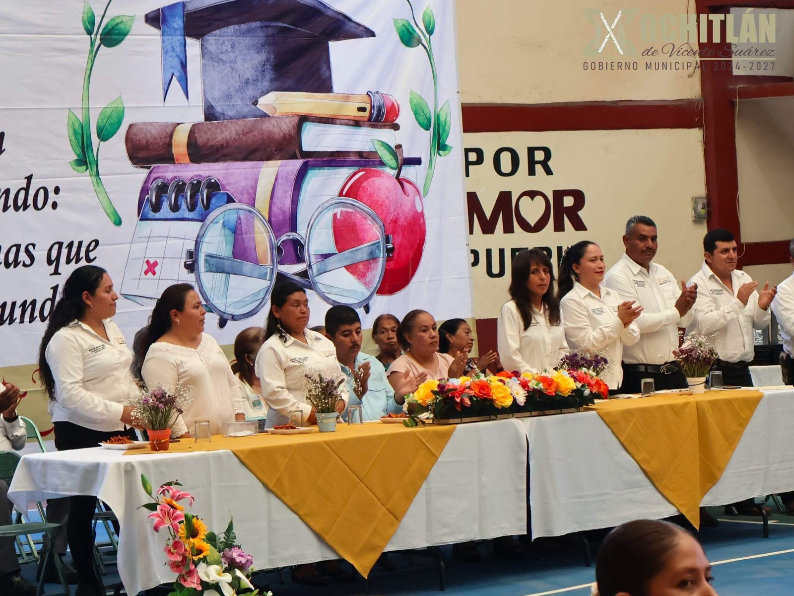 🍎✨ ¡CELEBRAMOS CON ORGULLO Y GRATITUD EL DÍA DEL MAESTRO EN XOCHITLÁN! ✨👩‍🏫👨‍🏫